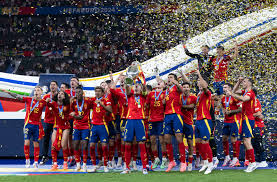 必赢体育:英超11轮战罢 去年同期热刺下滑8位曼联下滑5位.